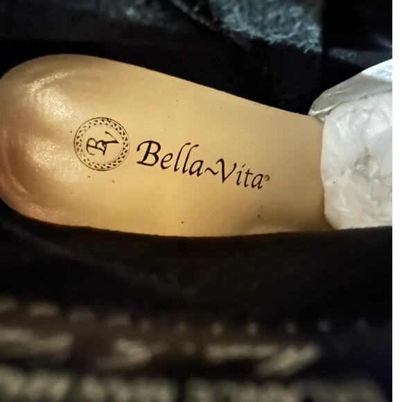 Bella Vita Women's Wilma Stacked Heel Leather Ankle Boot Black Size 7.5 NWOB - Picture 7 of 8